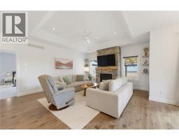 680 ROGERS Road - 3