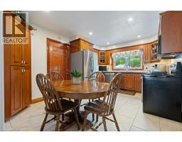 7 THOMSON Road - 10