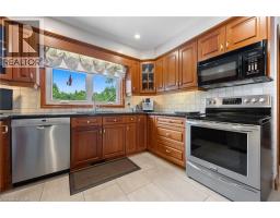 7 THOMSON Road - 13