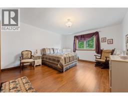 7 THOMSON Road - 24