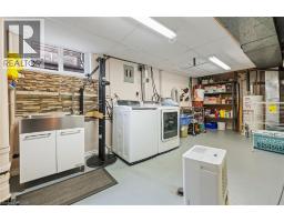 7 THOMSON Road - 30