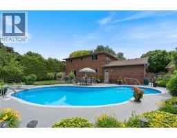 7 THOMSON Road - 31