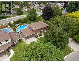 7 THOMSON Road - 37