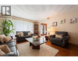 7 THOMSON Road - 9