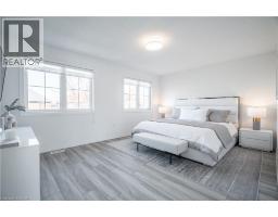 80 MONTREAL Circle - 18