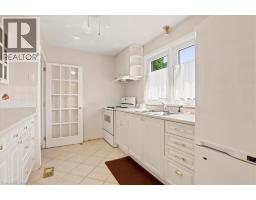 472 HIGHLAND Road E - 18