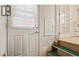 472 HIGHLAND Road E - 22