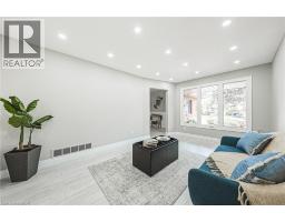 39 PARKWOOD Crescent - 17