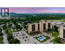 15 NICKLAUS Drive UnitNo. 17 - 30