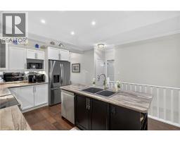 36 BANKS Street - 11
