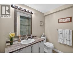 36 BANKS Street - 38