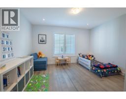 38 RIESLING Street - 19