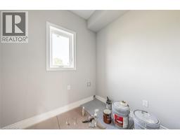 44 CESAR Place - 17