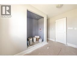 44 CESAR Place - 29