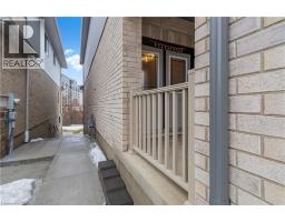 39 EVERTON Drive - 38