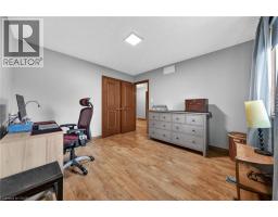 86 CHIMNEY HILL Drive - 26