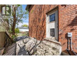 86 CHIMNEY HILL Drive - 36