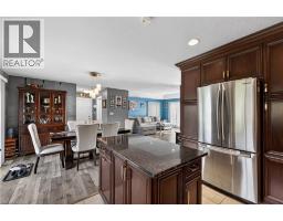 9 WEST Street N - 17
