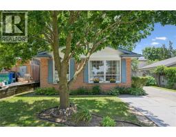 39 SHEA Crescent - 2