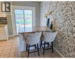 446 S QUEEN Street S - 10