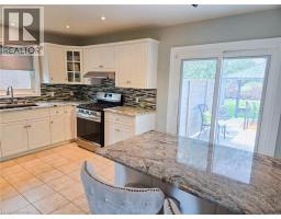446 S QUEEN Street S - 9