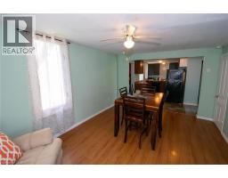 120 CROSS Street E - 18