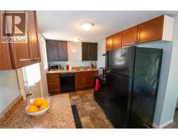 120 CROSS Street E - 21