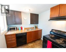 120 CROSS Street E - 23