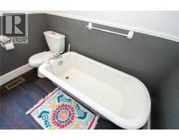 120 CROSS Street E - 33