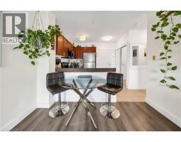 8 HARRIS Street - 23