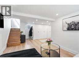 58 TRAGINA Avenue S - 33