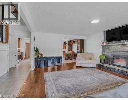 16 WOODMOUNT Drive - 10