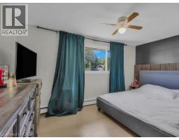 16 WOODMOUNT Drive - 19