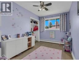 16 WOODMOUNT Drive - 20