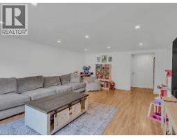 16 WOODMOUNT Drive - 23