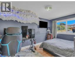 16 WOODMOUNT Drive - 25