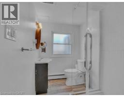 16 WOODMOUNT Drive - 27