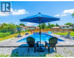 16 WOODMOUNT Drive - 38
