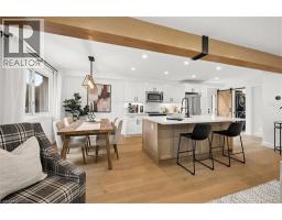 257 LAURENTIAN Drive - 10
