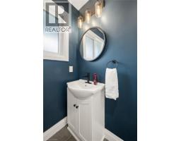 257 LAURENTIAN Drive - 21