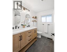 257 LAURENTIAN Drive - 24