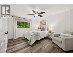 257 LAURENTIAN Drive - 28