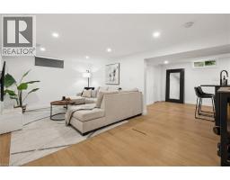 257 LAURENTIAN Drive - 30
