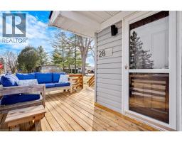 28 MACPHERSON Crescent - 5