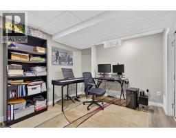 124 BAILEY Drive - 38