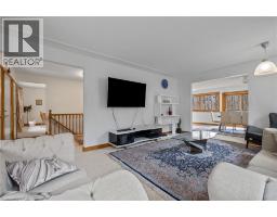 36 MAPLE HILL Drive - 10