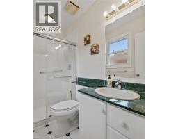 36 MAPLE HILL Drive - 27