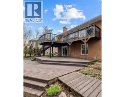 36 MAPLE HILL Drive - 41