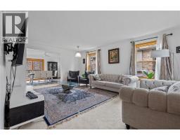 36 MAPLE HILL Drive - 9