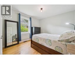 129 FLORENCE Avenue - 20